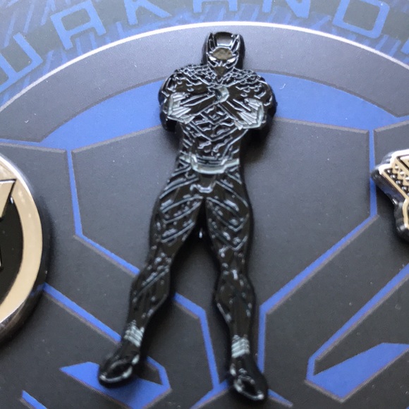 Marvel Black Panther Wakanda Forever Enamel 5 Pins - Picture 4 of 11